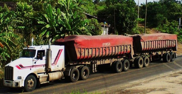 Double and triple trailer Double and triple trailer